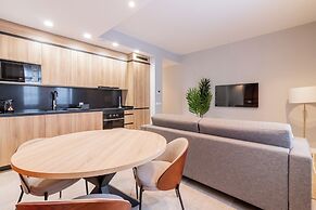 Home Art Apartments Bernabéu