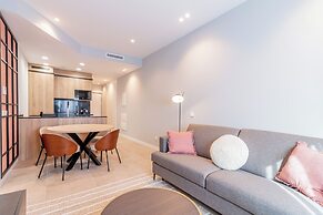 Home Art Apartments Bernabéu