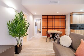 Home Art Apartments Bernabéu