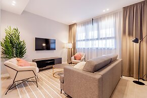 Home Art Apartments Bernabéu