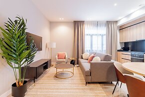 Home Art Apartments Bernabéu