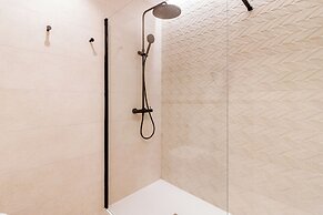 Home Art Apartments Bernabéu