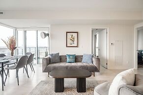 GLOBALSTAY Modern Sonic Way Condos