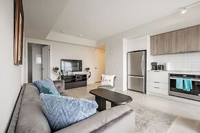 GLOBALSTAY Modern Sonic Way Condos