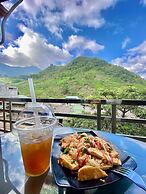 Voi Meo Vac Hostel & Breakfast