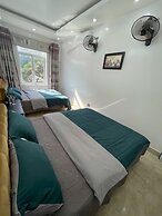 Voi Meo Vac Hostel & Breakfast