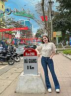 Voi Meo Vac Hostel & Breakfast