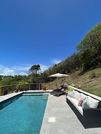 Villa Adina - Sleeps 7 - Pool - Parking - Garden