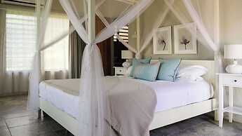 Villa Adina - Sleeps 7 - Pool - Parking - Garden
