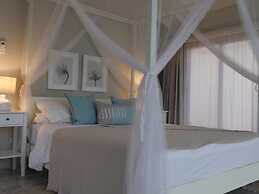 Villa Adina - Sleeps 7 - Pool - Parking - Garden