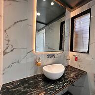 Boss 3BHK Pvt Pool by Stellar Stays