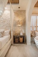 Luxe Villa Tulum in Indio