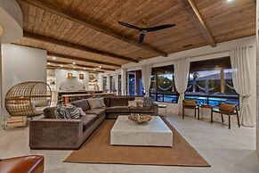 Luxe Villa Tulum in Indio