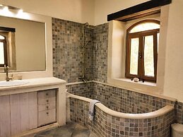 Villa Ermis - The Cretan Castello