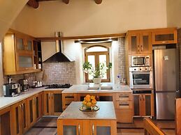 Villa Ermis - The Cretan Castello