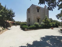 Villa Ermis - The Cretan Castello