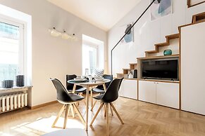 Centro Vicolo Fiori - Modern Split-level Apartment