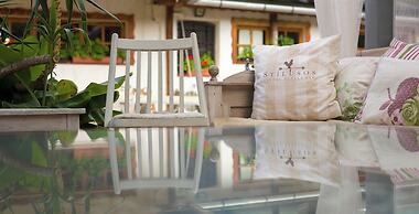 Nomád Hotel & Glamping