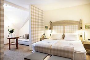 Nomád Hotel & Glamping