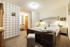 Nomád Hotel & Glamping