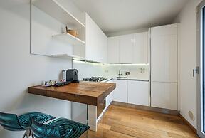 Emilia Suite Street