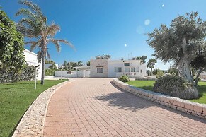 Villa Azzurra Seaview In Monopoli Puglia
