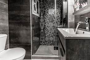 3 Bedroom Penthouse Petralona