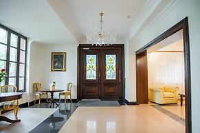 Hotel Royal Plaza
