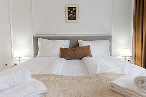 Hotel Royal Plaza