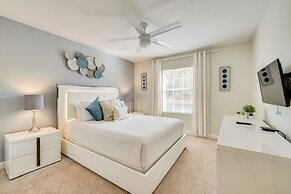 Resort Retreat w/ Lanai & Games: 10 Mi to Disney!