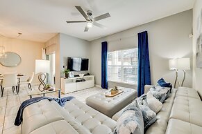 Resort Retreat w/ Lanai & Games: 10 Mi to Disney!