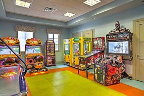 Resort Retreat w/ Lanai & Games: 10 Mi to Disney!