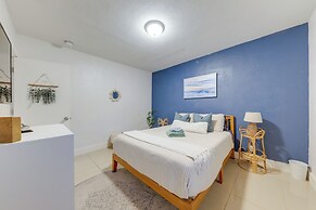 3 Mi to Beach: Pet-friendly Fort Lauderdale Home!