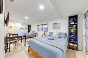 3 Mi to Beach: Pet-friendly Fort Lauderdale Home!