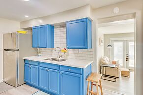 1 Mi to Dtwn: Home w/ Furnished Patio in Pensacola