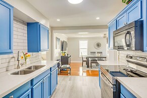 1 Mi to Dtwn: Home w/ Furnished Patio in Pensacola