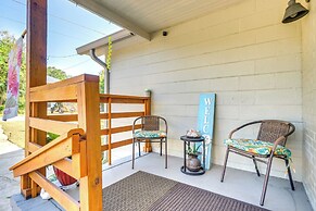 1 Mi to Dtwn: Home w/ Furnished Patio in Pensacola