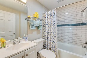 1 Mi to Dtwn: Home w/ Furnished Patio in Pensacola