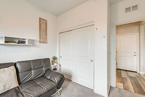 36 Mi to Sequoia NP: Pet-friendly Home w/ Dog Run!