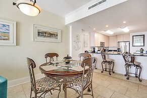 Beachfront Condo w/ Pool Access in Biloxi!