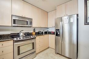 Beachfront Condo w/ Pool Access in Biloxi!