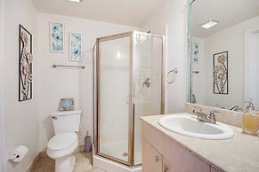 Beachfront Condo w/ Pool Access in Biloxi!