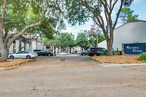 Waterfront Condo on Lake Conroe w/ Boat Launch!