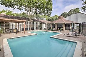 Waterfront Condo on Lake Conroe w/ Boat Launch!