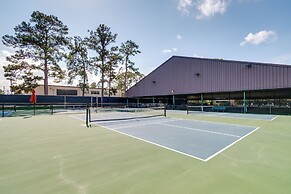 Waterfront Condo on Lake Conroe w/ Boat Launch!