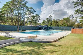 Lake Conroe Condo: Patio & Water Views