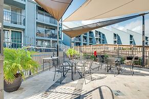 Lake Conroe Condo: Patio & Water Views