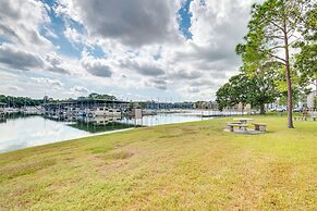 Lake Conroe Condo: Patio & Water Views