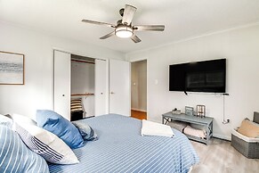 < 1 Mi to Boat Ramp: Lake Livingston Retreat!