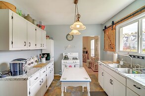 1 Mi to KFC Museum: Corbin Getaway!